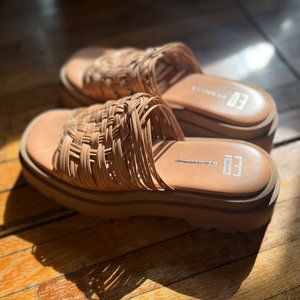 E8 by Miista Lug Sole Sandals Size 7.5